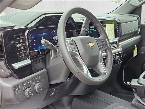 New 2026 Chevrolet Silverado 1500 LT AWD/4WD image 3