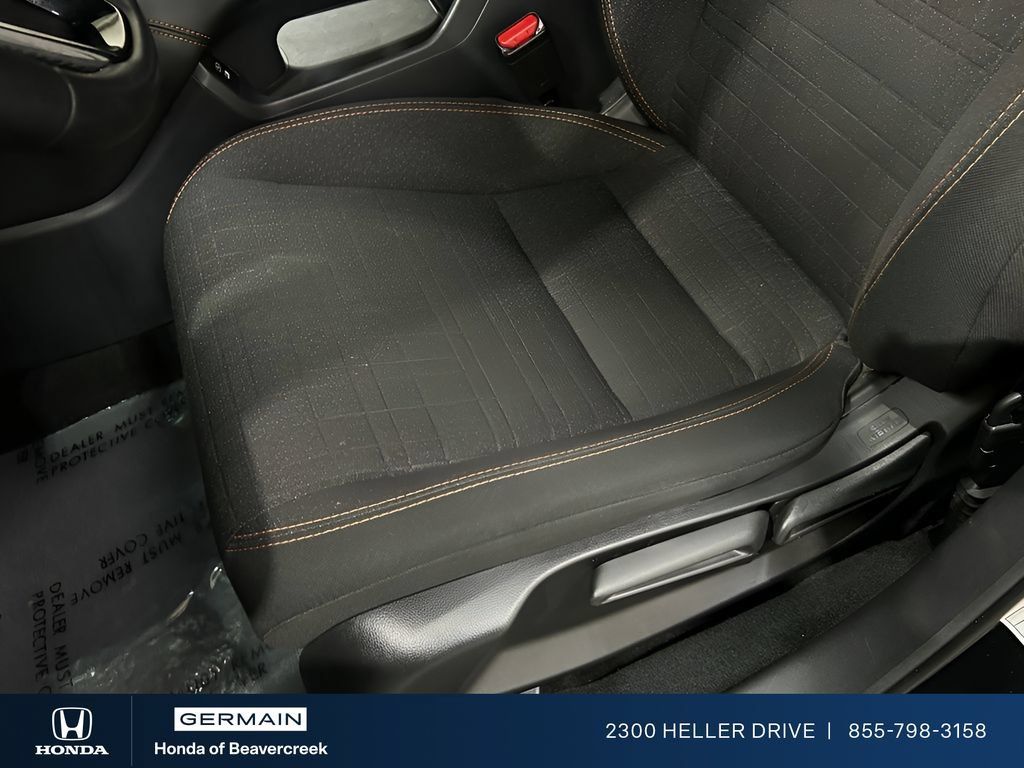 Used 2025 Honda HR-V Sport image 19