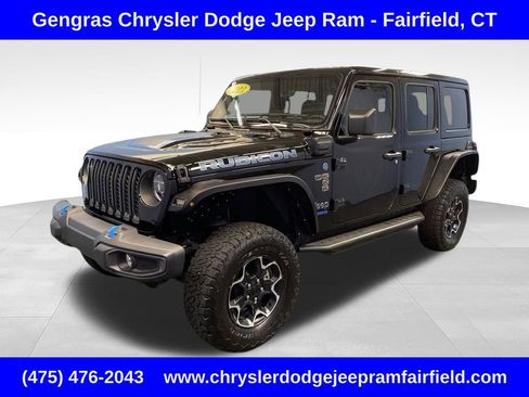 Used 2022 Jeep Wrangler Unlimited Rubicon 4xe w/ Cold Weather Group AWD/4WD image 3
