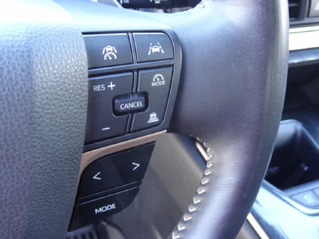 Used 2025 Toyota Crown Signia w/ Advanced Technology Package AWD/4WD image 21