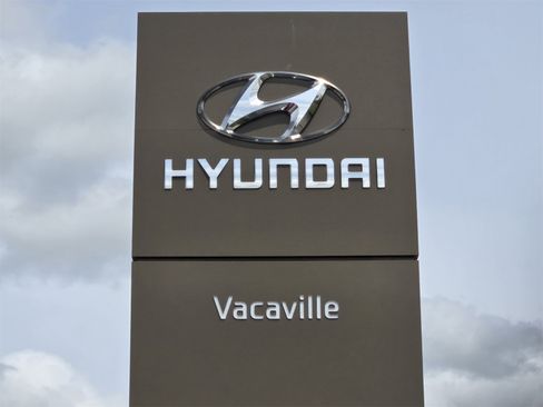 Certified 2023 Hyundai Kona SEL image 4