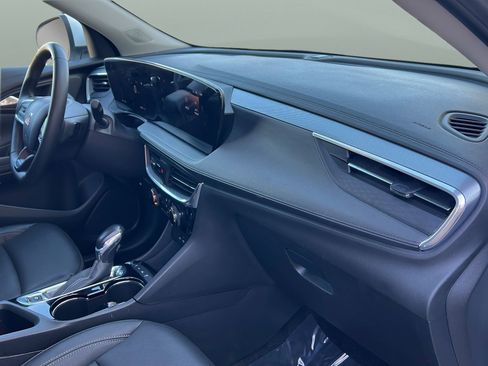 Used 2024 Buick Encore GX Sport Touring image 28