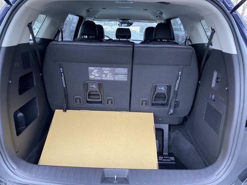 New 2026 Kia Carnival LXS image 5