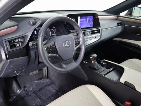 Certified 2025 Lexus ES 300h w/ Premium Package FWD image 7