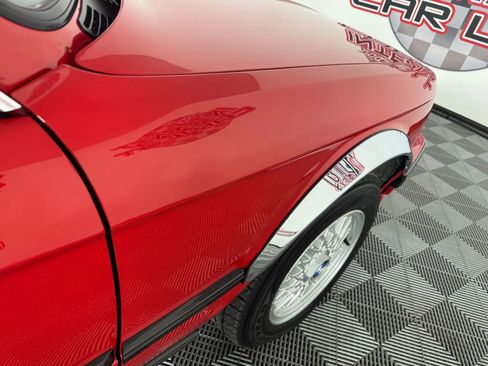 Used 1991 BMW 325i Convertible RWD image 40