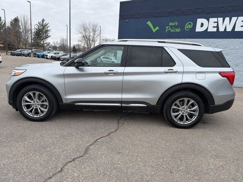 Used 2020 Ford Explorer Limited image 2