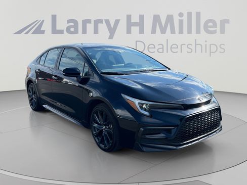 Used 2024 Toyota Corolla SE FWD image 7