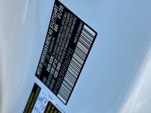 Used 2025 Mercedes-Benz CLE 53 AMG 4MATIC Coupe image 38