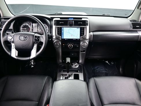Used 2022 Toyota 4Runner TRD Sport w/ Technology Package AWD/4WD image 17