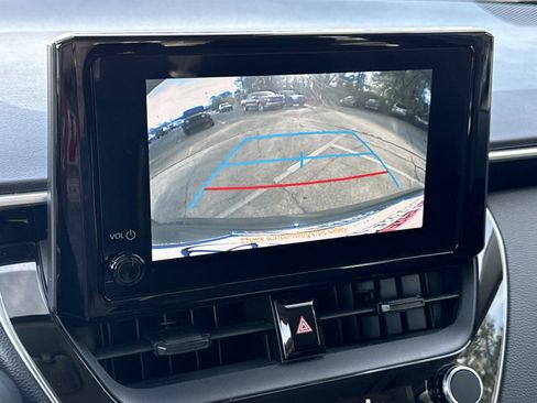 Used 2023 Toyota Corolla LE image 22