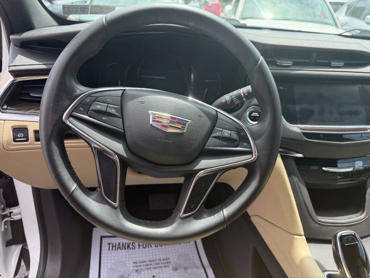 Used 2017 Cadillac XT5 FWD image 25