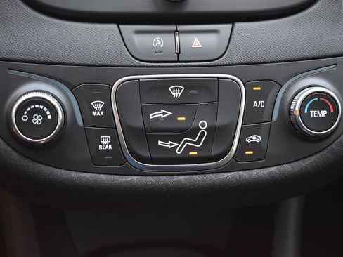 Used 2020 Chevrolet Malibu LS w/ LPO, Convenience Package 1 FWD image 10
