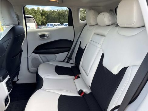 Used 2019 Jeep Compass Latitude w/ Popular Equipment Group image 14