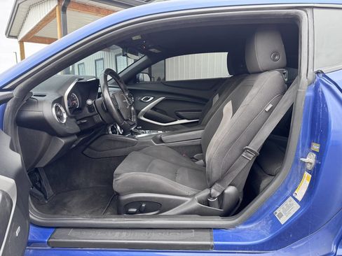 Used 2021 Chevrolet Camaro LT w/ RS Package RWD image 11