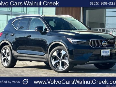 Certified 2025 Volvo XC40 B5 Core w/ Protection Package Premier