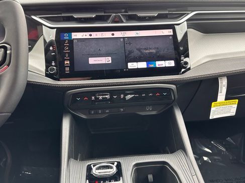 New 2026 Jeep Cherokee Limited image 32