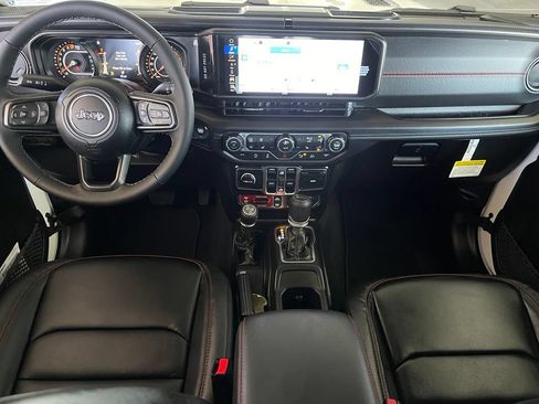 New 2026 Jeep Gladiator Rubicon AWD/4WD image 13
