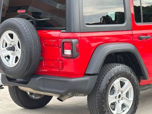 Used 2020 Jeep Wrangler Unlimited Sport S AWD/4WD image 5