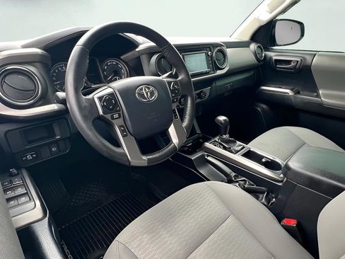 Used 2019 Toyota Tacoma SR5 image 15