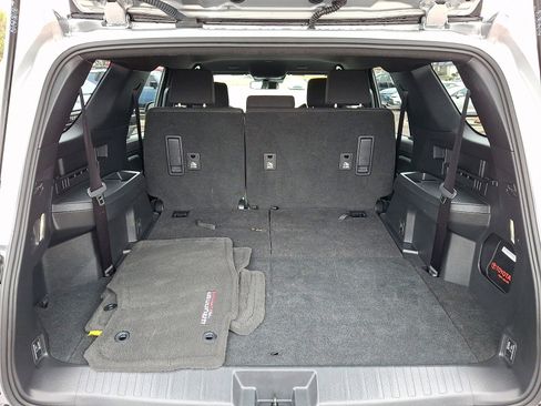 Certified 2025 Toyota 4Runner SR5 image 28