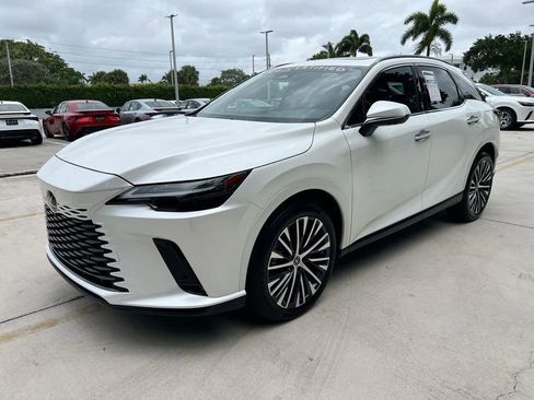 Certified 2023 Lexus RX 350 Premium Plus w/ Accessory Package (K3) FWD image 3