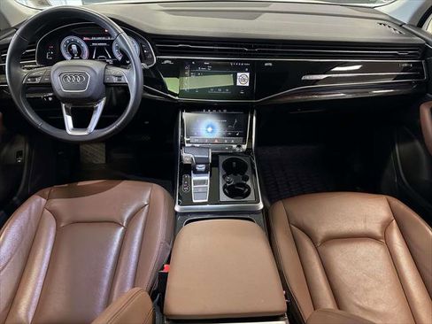 Used 2023 Audi Q7 3.0T Premium w/ Convenience Package image 12