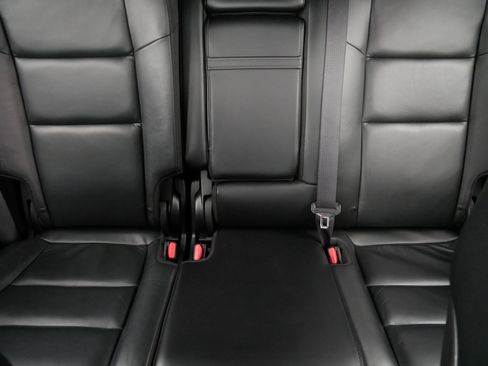 Used 2019 Jeep Grand Cherokee Limited image 13