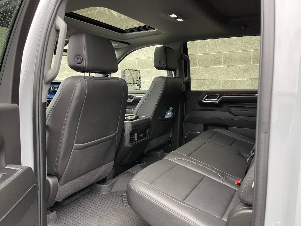 Used 2024 Chevrolet Silverado 3500 LT w/ Convenience Package AWD/4WD image 14