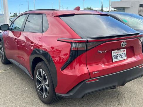 Certified 2025 Toyota bZ4X FWD image 6