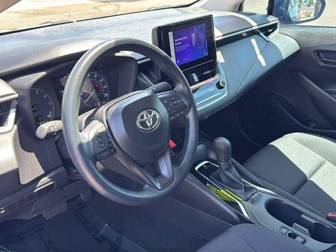Used 2025 Toyota Corolla LE FWD image 24
