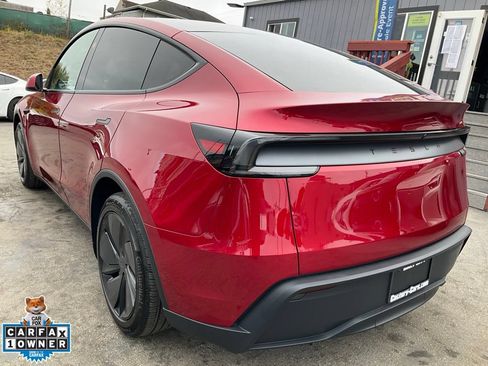 Used 2026 Tesla Model Y 2WD image 88