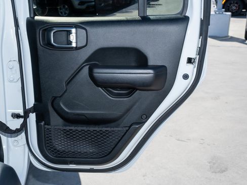 Used 2020 Jeep Wrangler Unlimited Sport S image 14