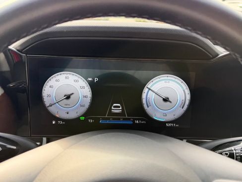 Certified 2023 Hyundai Elantra Limited FWD image 24