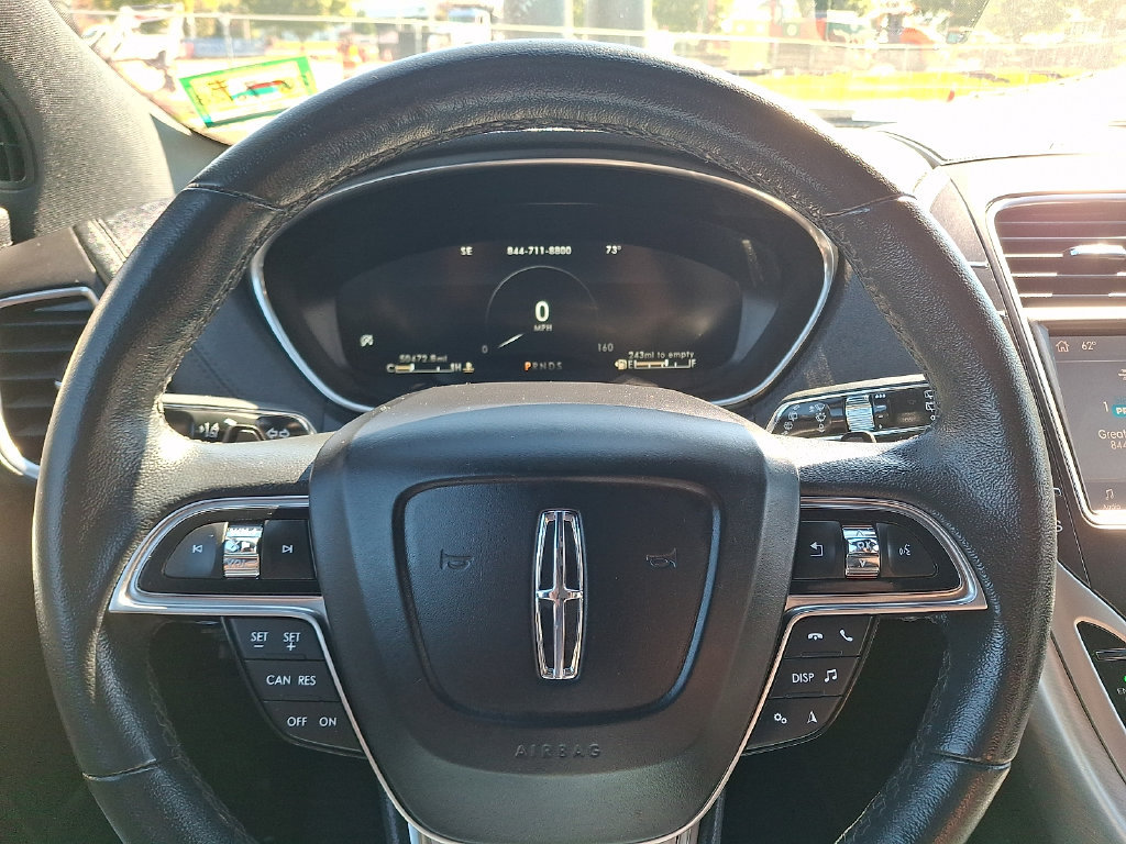 Used 2020 Lincoln Nautilus Premier AWD/4WD image 18