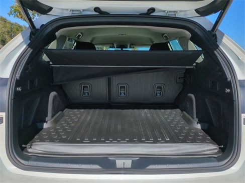 Used 2025 Subaru Outback Premium image 14