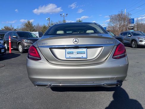 Used 2019 Mercedes-Benz C 300 4MATIC Sedan image 6