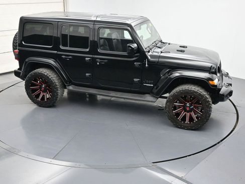 Used 2021 Jeep Wrangler Unlimited Sahara AWD/4WD image 36