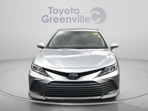 Used 2023 Toyota Camry LE w/ Convenience Package FWD image 21