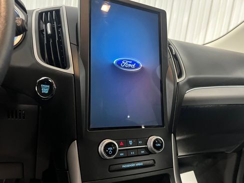 Used 2021 Ford Edge SEL w/ Cargo Accessory Package image 8