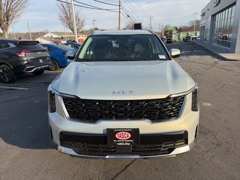 New 2026 Kia Sorento S AWD/4WD image 2