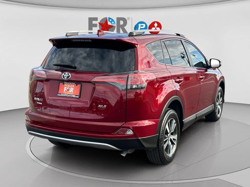 Used 2018 Toyota RAV4 XLE w/ Plus Extra Value Package image 5