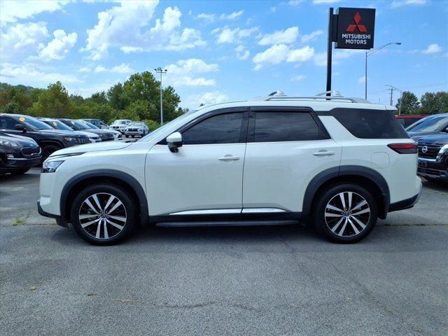 Certified 2023 Nissan Pathfinder Platinum w/ Lighting Package (N93) AWD/4WD image 9