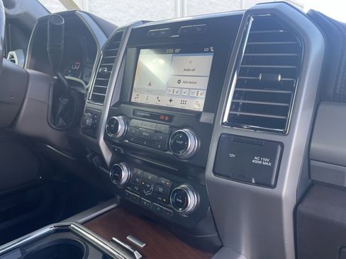 Used 2017 Ford F250 King Ranch w/ Chrome Package image 30