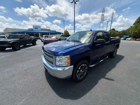 Used 2013 Chevrolet Silverado 1500 LT w/ All-Star Edition AWD/4WD image 8