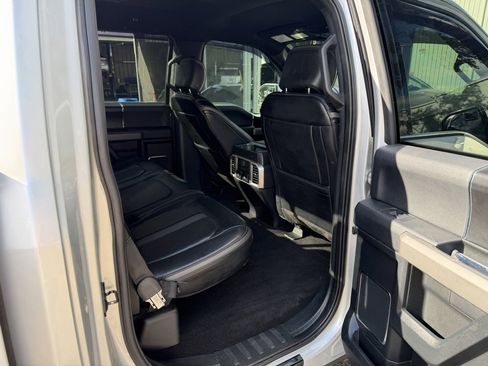 Used 2019 Ford F150 Platinum image 29