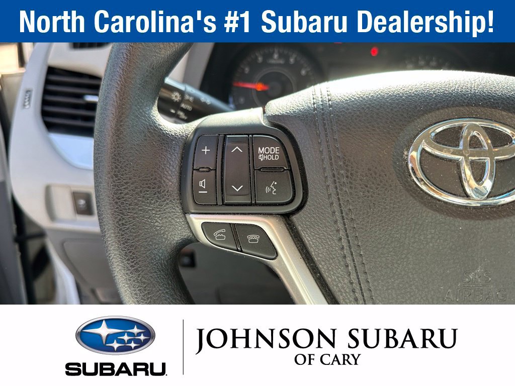 Used 2015 Toyota Sienna LE FWD image 13
