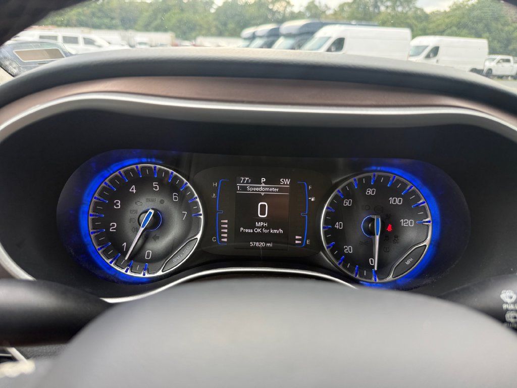 Used 2023 Chrysler Voyager LX FWD image 19