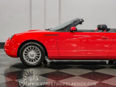 Used 2004 Ford Thunderbird RWD image 27