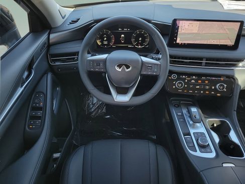 Used 2026 INFINITI QX60 Luxe w/ Family Package AWD/4WD image 6
