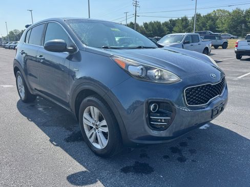 Used 2017 Kia Sportage LX AWD/4WD image 7